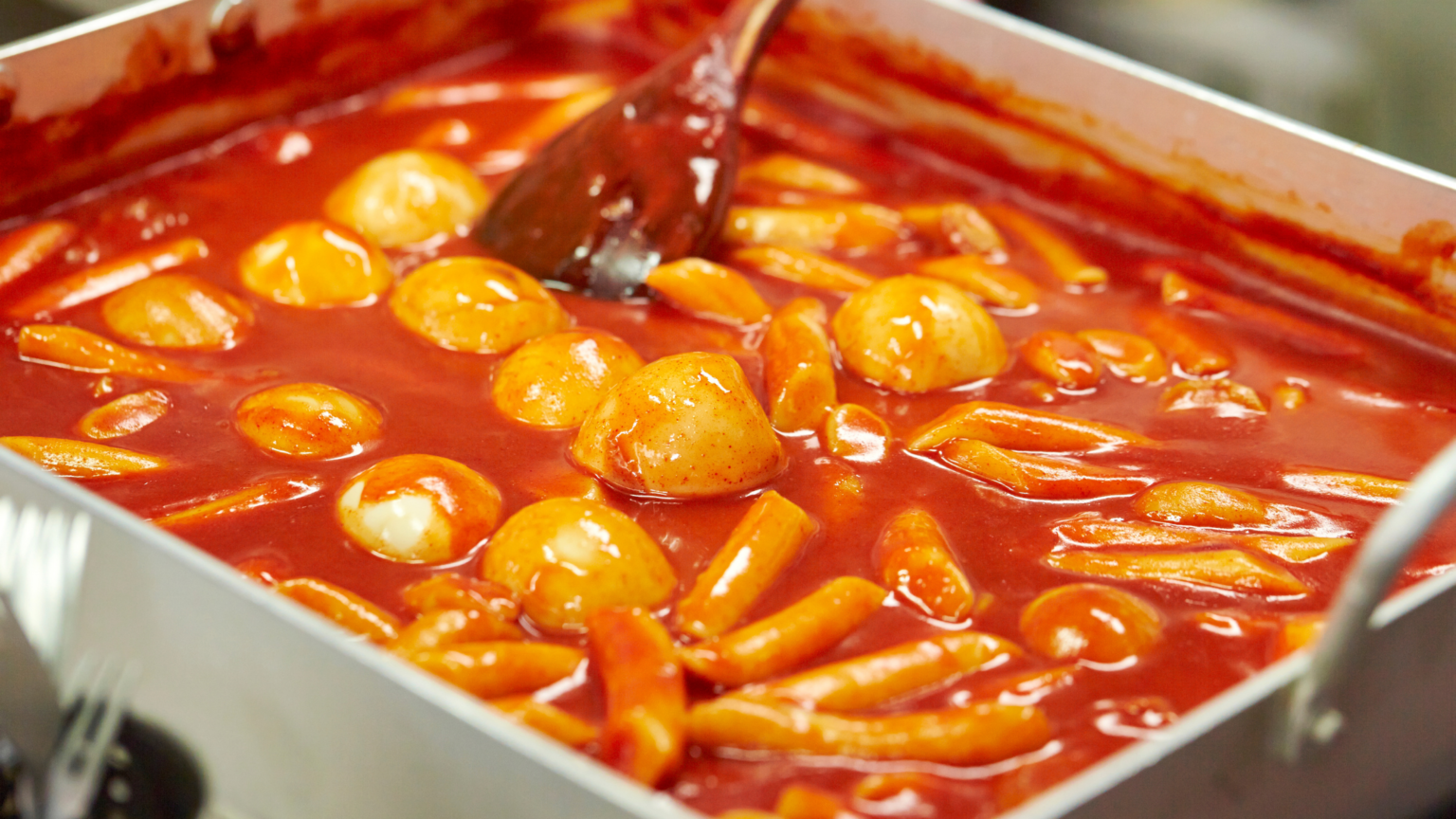 Tteokbokki | Full Guide To Spicy Korean Rice Cakes